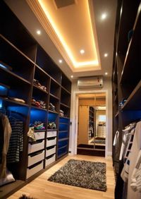 Большая открытая гардеробная комната с комбинированным наполнением Ульяновск
